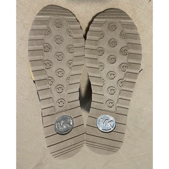 Michael Kors Womens Fashion Sneakers Size 9M MK Logo PVC Faux Leather Pink/Gold - Picture 10 of 10